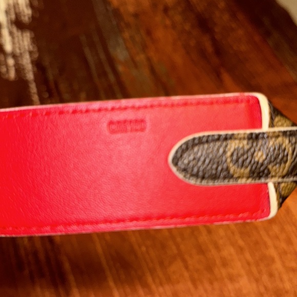 Louis Vuttion purse strap can be worn as a crossbody or on shoulder 90cm long - Picture 8 of 14